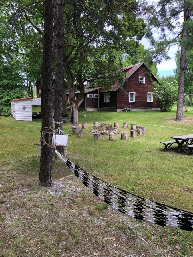 Oravapesa Guest House Häädemeeste Esterno foto