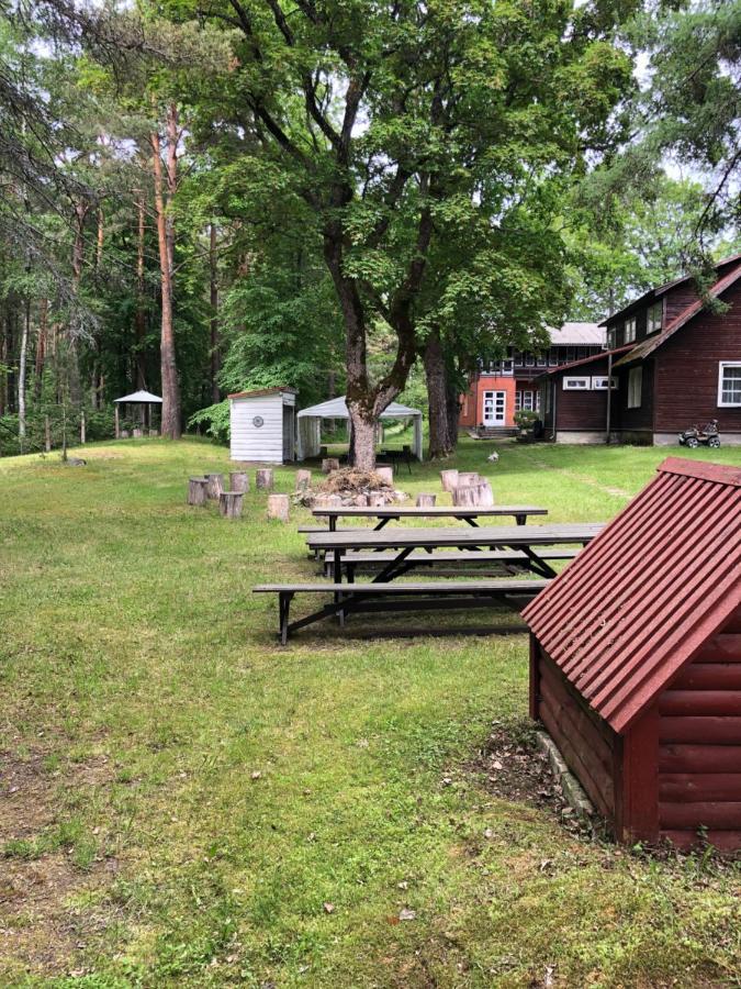 Oravapesa Guest House Häädemeeste Esterno foto